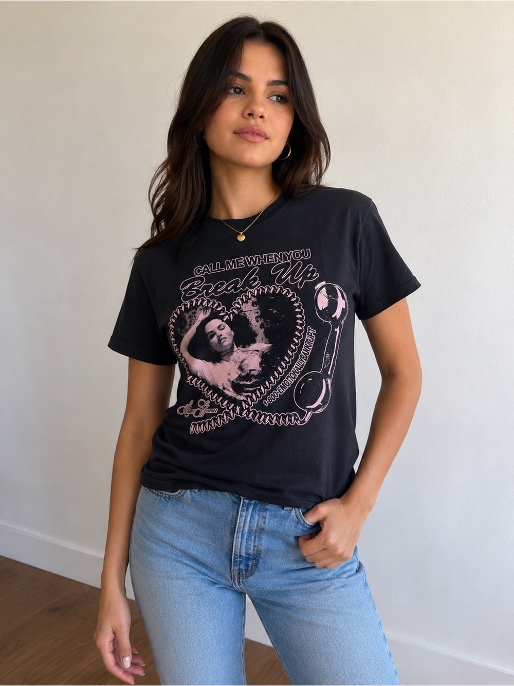 ✨ Selena Gomez Graphic Tee ✨
“Call Me When You Break Up” Graphic Print Tee